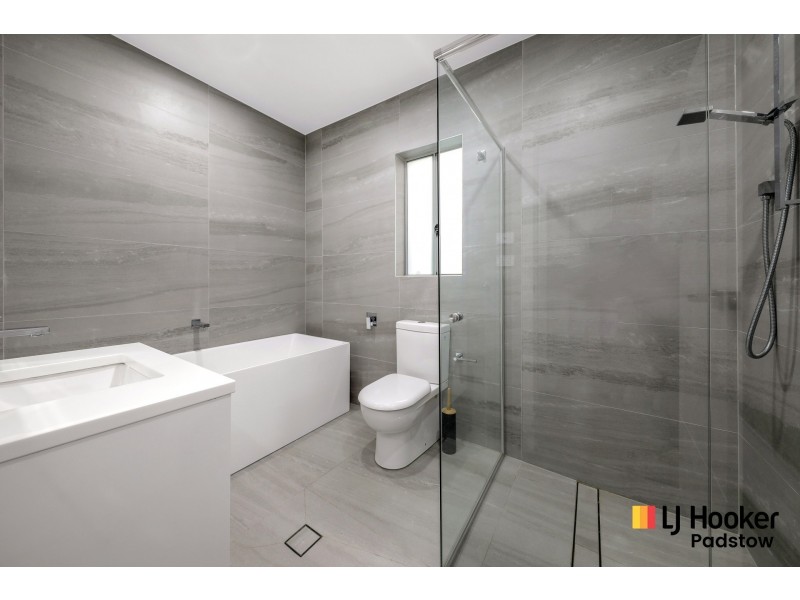 12 Alamein Road, Revesby Heights NSW 2212