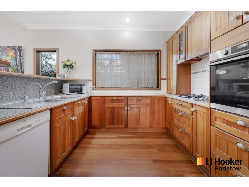 30 Henry Kendall Avenue, Padstow Heights NSW 2211