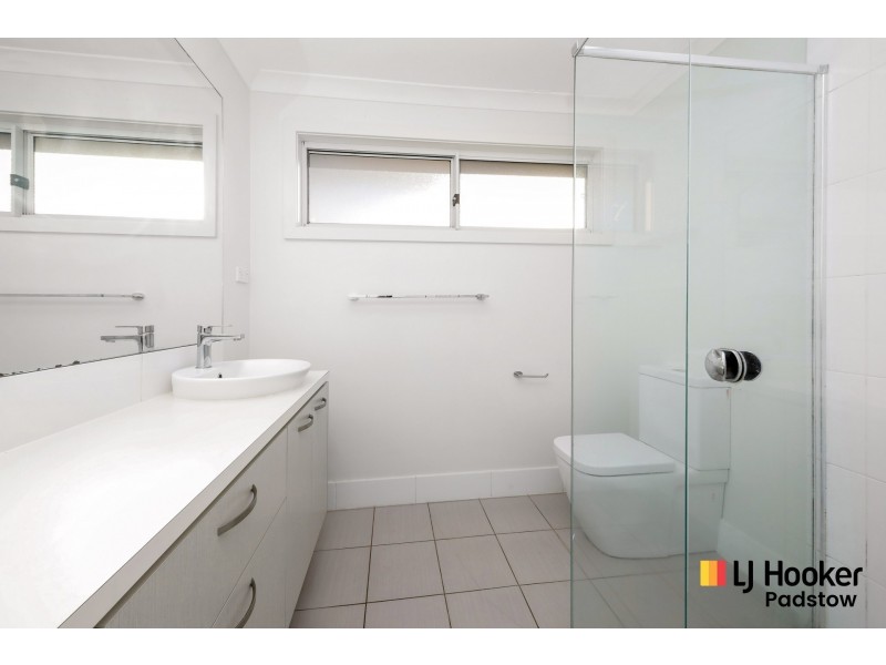 140 Maddecks Avenue, Moorebank NSW 2170