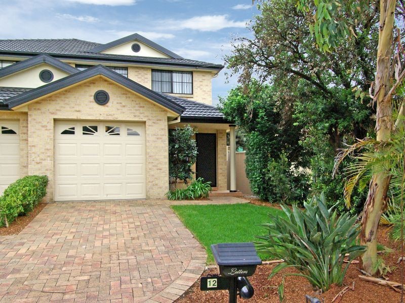 12 Fromelles Avenue, Milperra NSW 2214