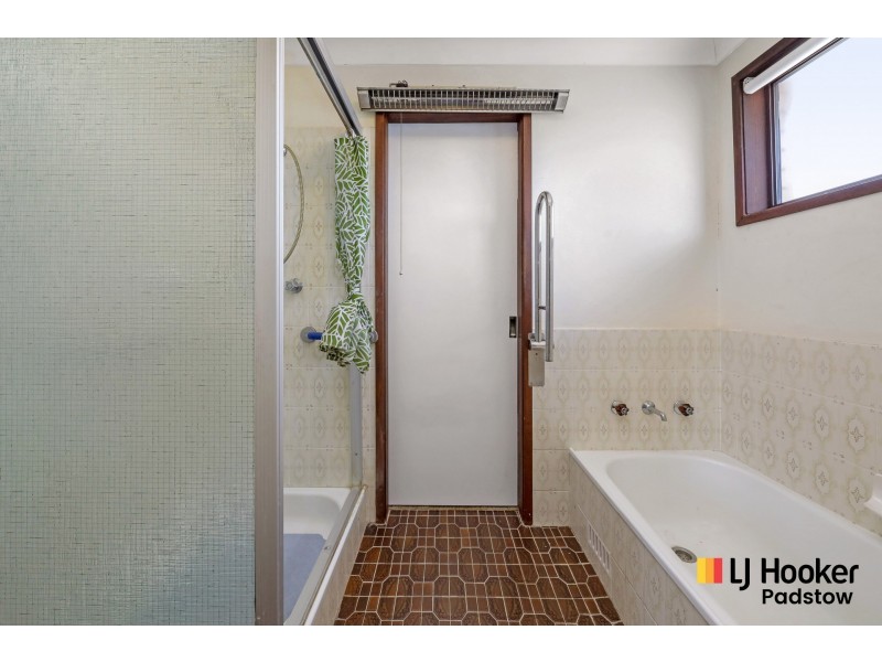 101B Kennedy Street, Picnic Point NSW 2213