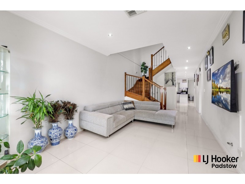 11a Spring Street, Padstow NSW 2211