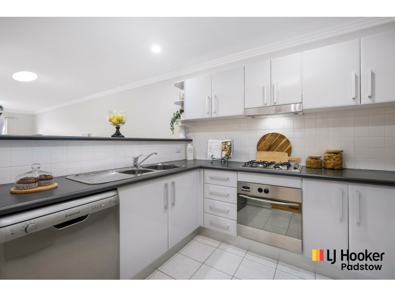 13 Matthews Avenue, East Hills NSW 2213