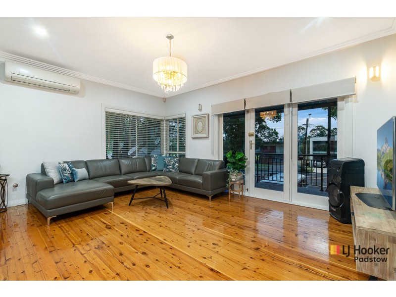 17 Woodburn Avenue, Panania NSW 2213