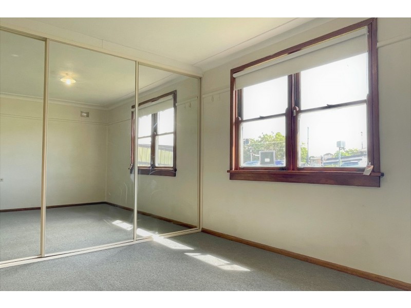 223 Davies Road, Padstow NSW 2211