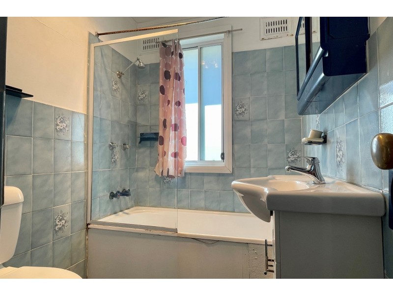 223 Davies Road, Padstow NSW 2211