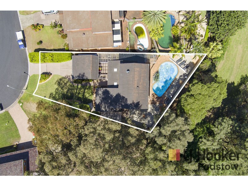 11 Links Avenue, Milperra NSW 2214