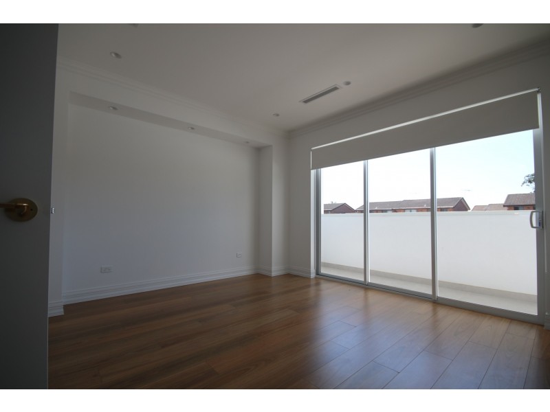 6a Gwandalan Road, Padstow NSW 2211