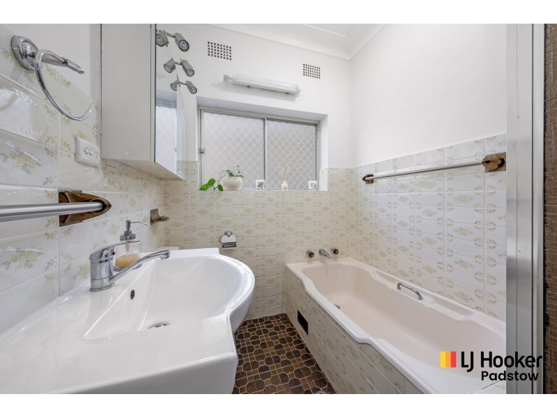 18 Lesley Avenue, Revesby NSW 2212