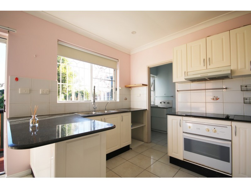 6/30 Albion Street, Roselands NSW 2196