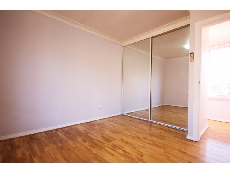 6/30 Albion Street, Roselands NSW 2196