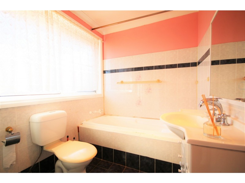 6/30 Albion Street, Roselands NSW 2196