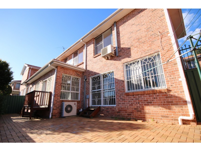 6/30 Albion Street, Roselands NSW 2196