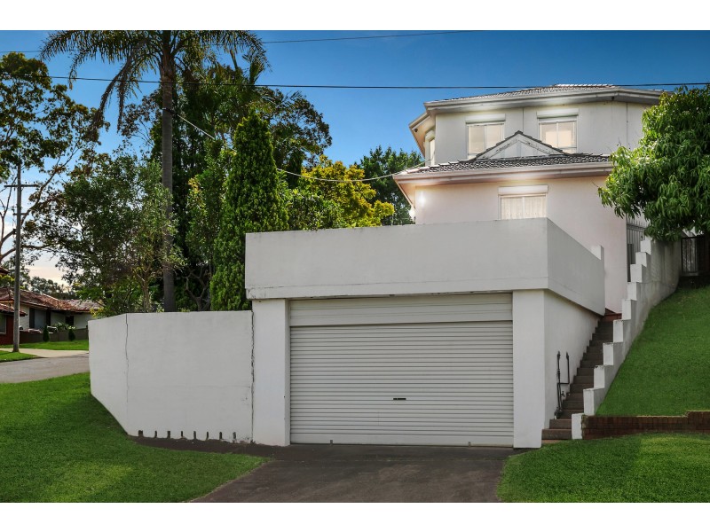 30 Cumberland Avenue, Georges Hall NSW 2198