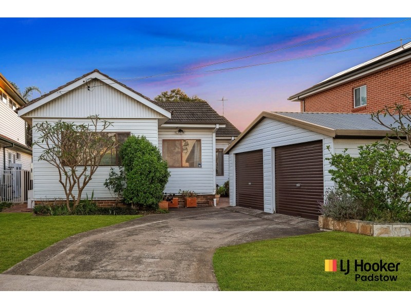 19 Edinburgh Drive, Revesby Heights NSW 2212