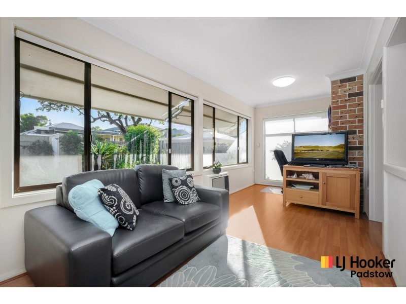 19 Edinburgh Drive, Revesby Heights NSW 2212