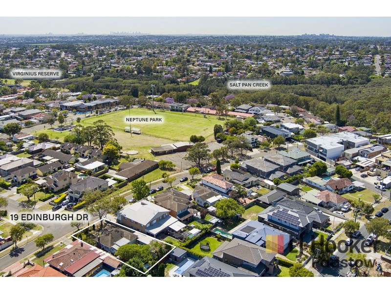 19 Edinburgh Drive, Revesby Heights NSW 2212