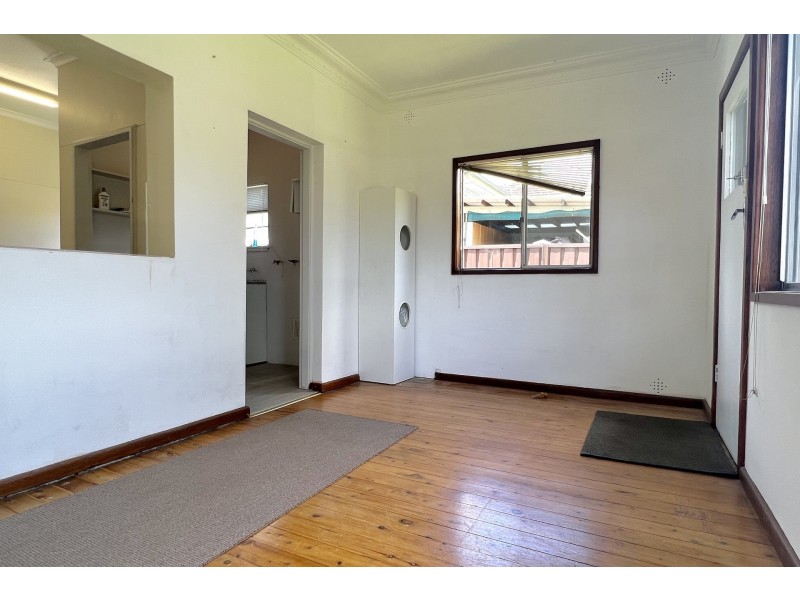 98 Faraday Road, Padstow NSW 2211