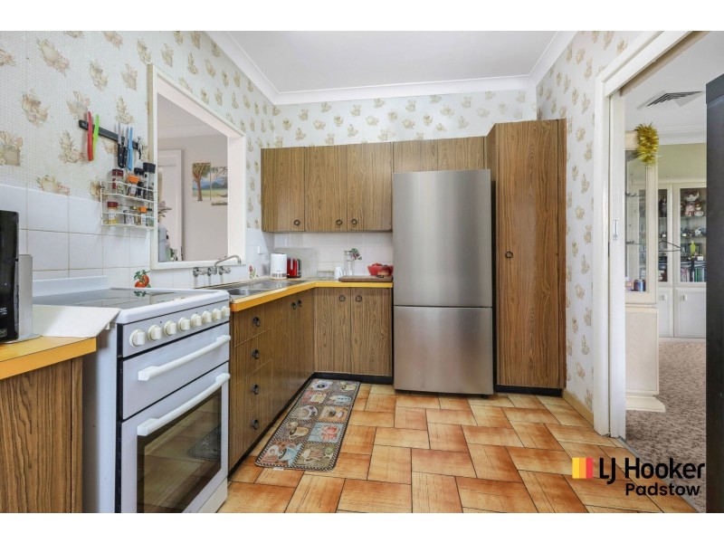 8 Rhonda Street, Revesby NSW 2212