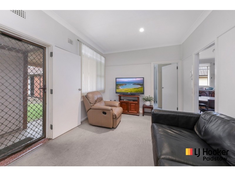 27 Littleton Street, Riverwood NSW 2210