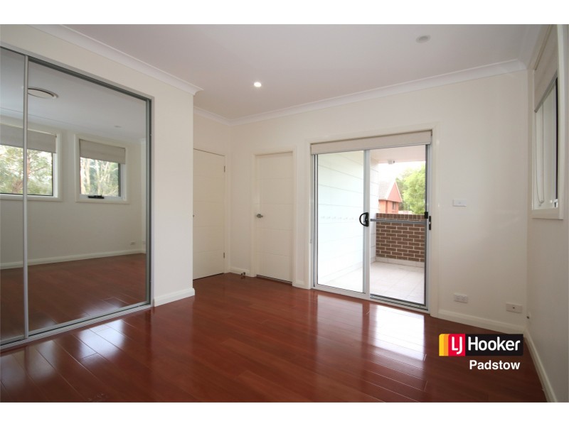 5 Monash Avenue, East Hills NSW 2213