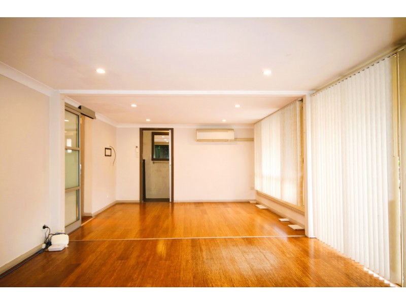 11 Dalziel Avenue, Panania NSW 2213