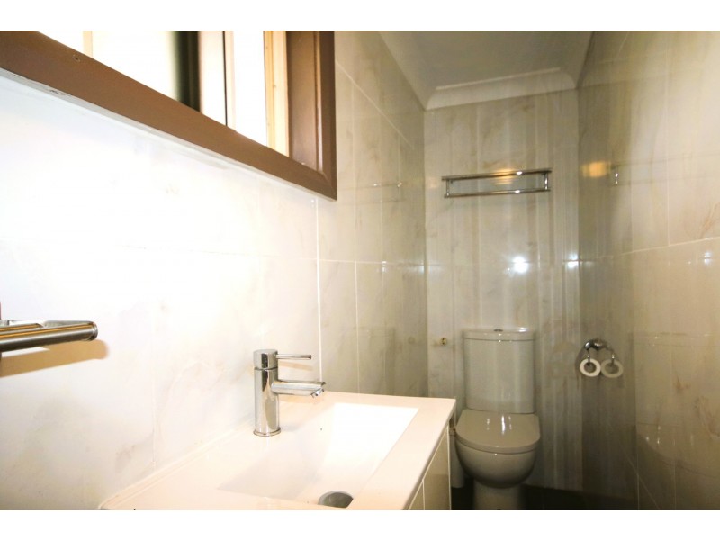 11 Dalziel Avenue, Panania NSW 2213