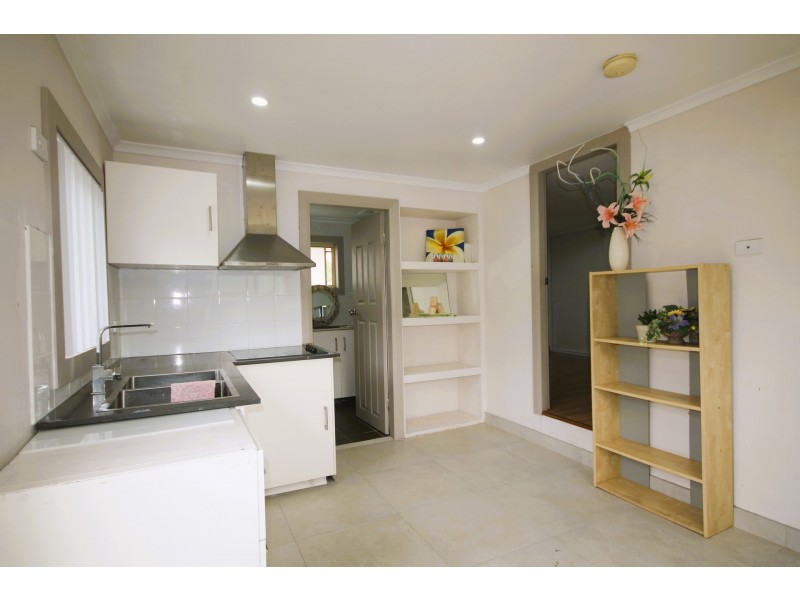 11 Dalziel Avenue, Panania NSW 2213