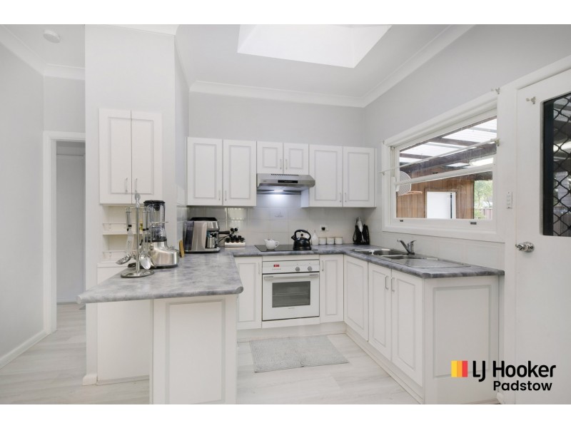 166 Davies Road, Padstow NSW 2211