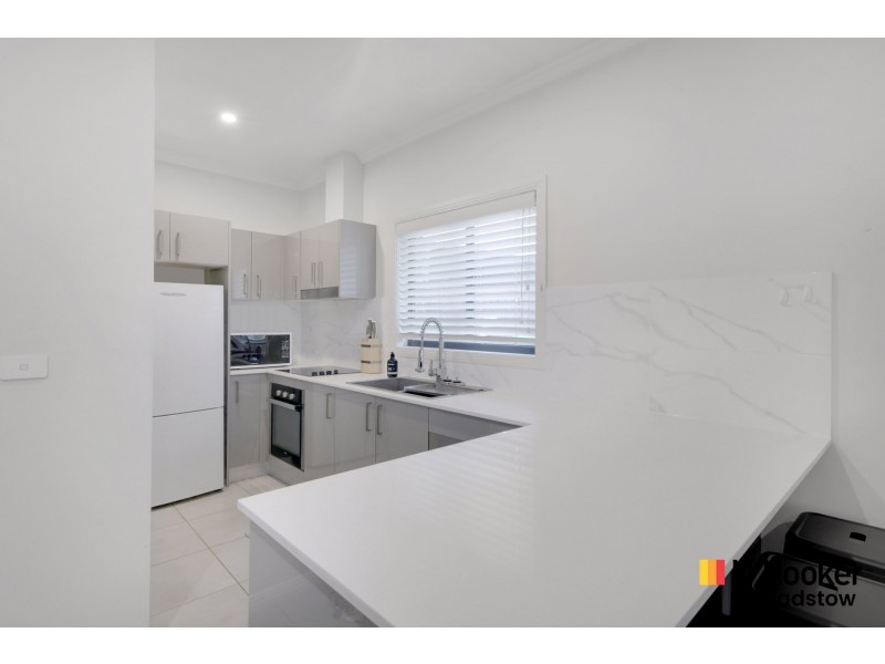 166 Davies Road, Padstow NSW 2211