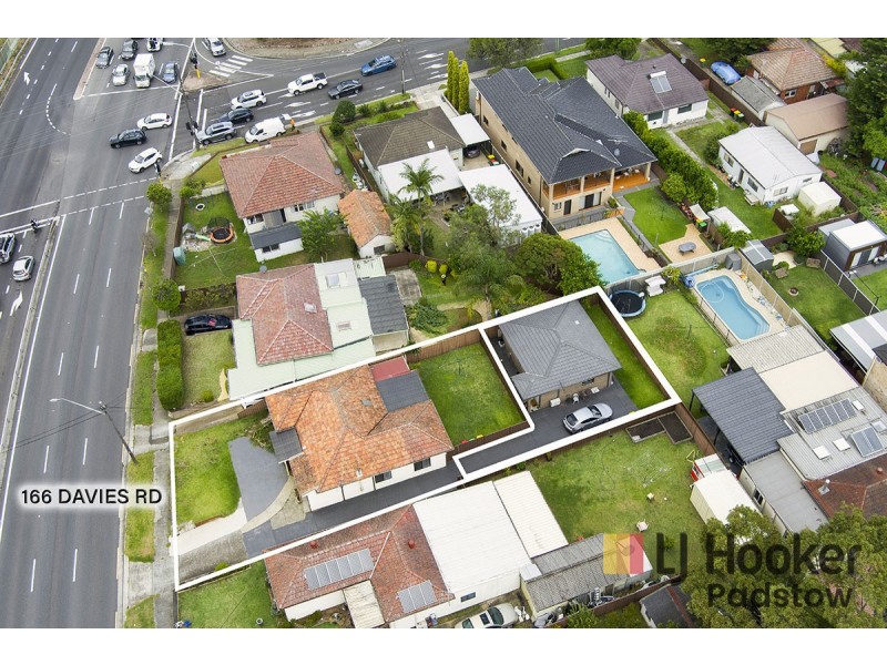 166 Davies Road, Padstow NSW 2211