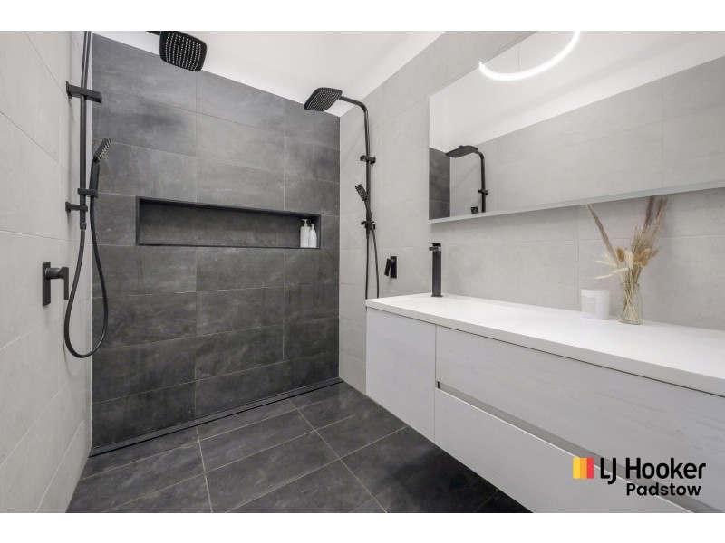 5 Oatley Place, Padstow Heights NSW 2211