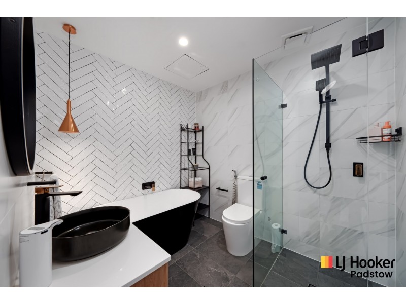 8 Bastille Close, Padstow Heights NSW 2211