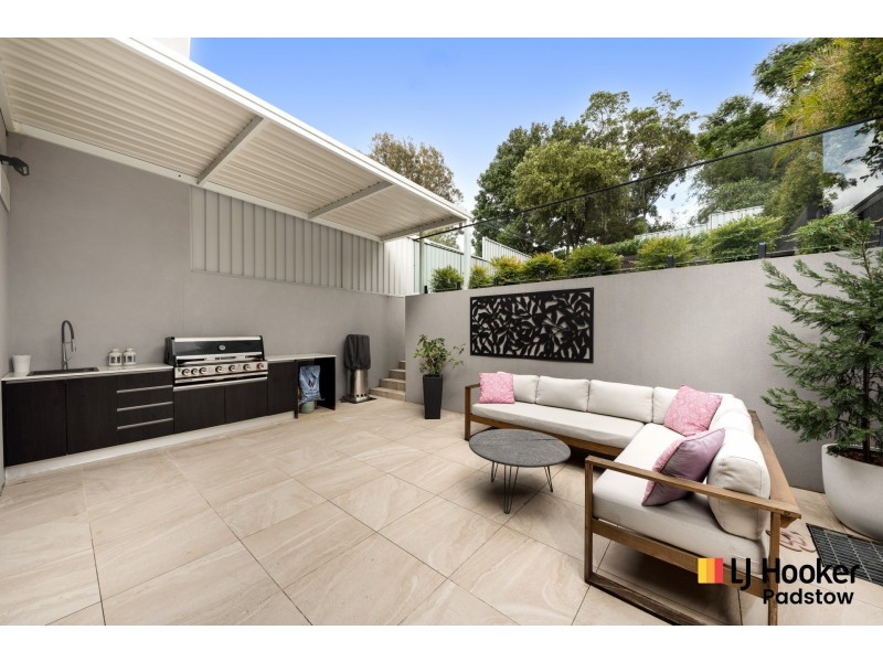 8 Bastille Close, Padstow Heights NSW 2211
