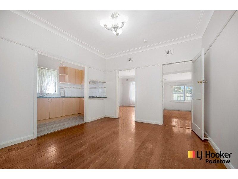 26 Swan Street, Revesby NSW 2212