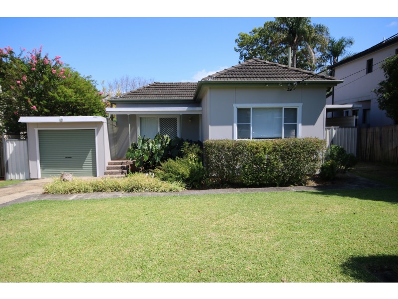 16 Clive Street, Revesby NSW 2212