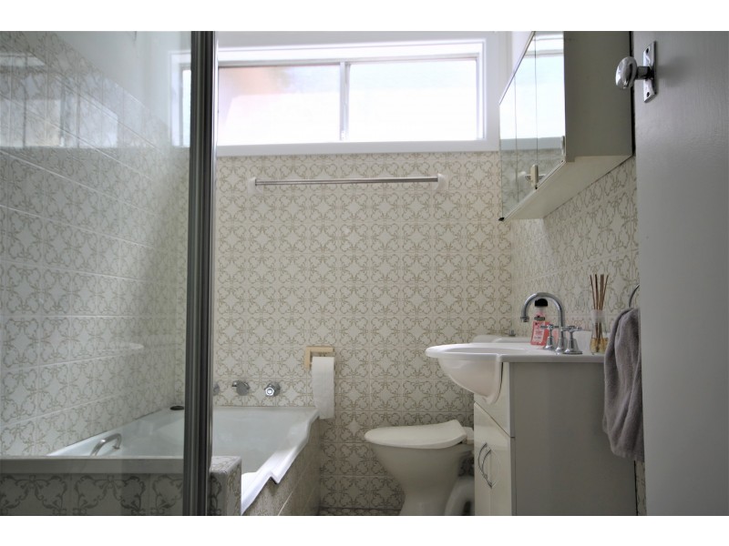 16 Clive Street, Revesby NSW 2212