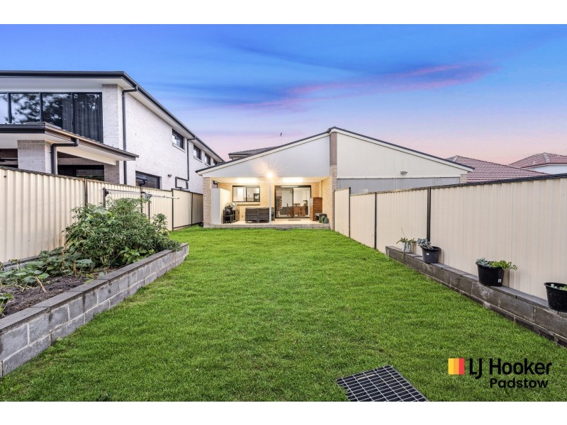 15a Worsley Street, East Hills NSW 2213