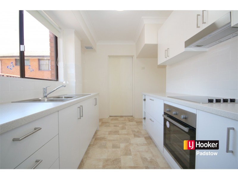 13/26 Kingsclare Street, Leumeah NSW 2560