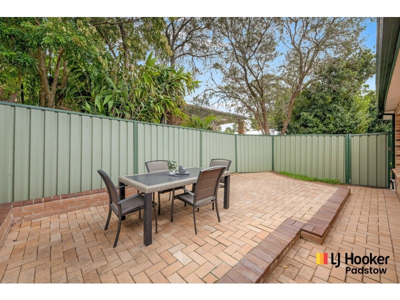2/84 Centaur Street, Revesby NSW 2212