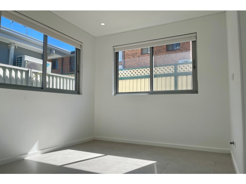 1/6 Gwandalan Rd, Padstow NSW 2211