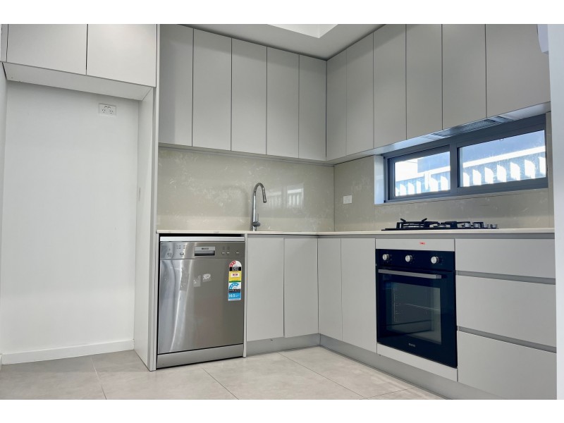 1/6 Gwandalan Rd, Padstow NSW 2211