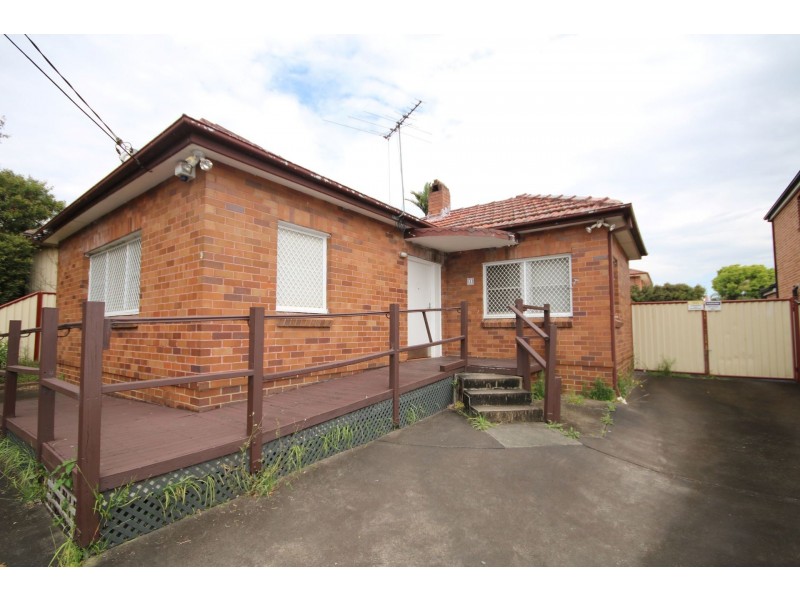 4 Segers Avenue, Padstow NSW 2211