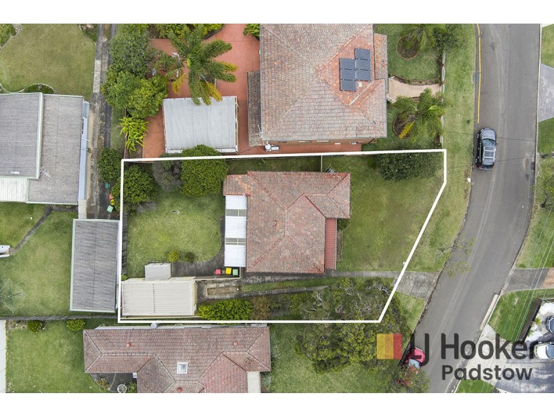 7 Langdale Avenue, Revesby NSW 2212
