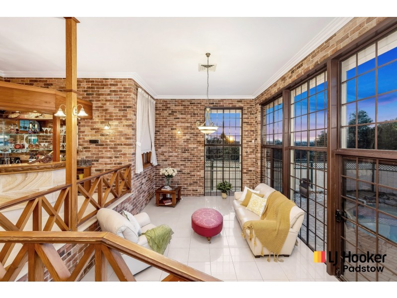 13 Hibiscus Close, Alfords Point NSW 2234