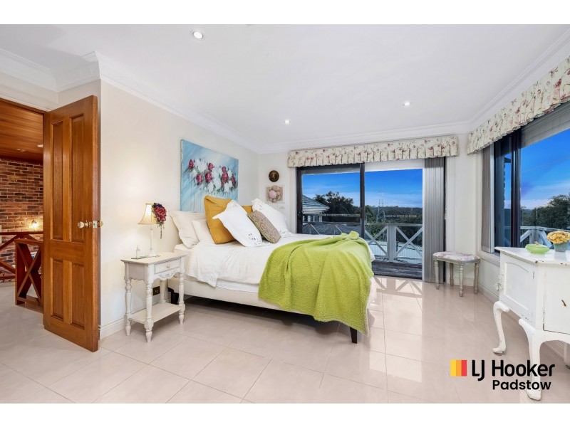 13 Hibiscus Close, Alfords Point NSW 2234