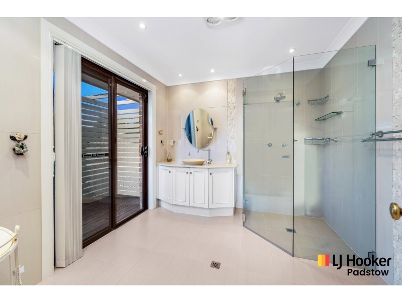 13 Hibiscus Close, Alfords Point NSW 2234