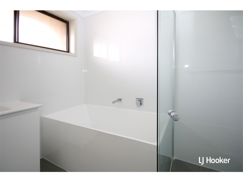 5/221-227 Old Kent Road, Greenacre NSW 2190