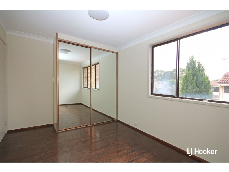 5/221-227 Old Kent Road, Greenacre NSW 2190