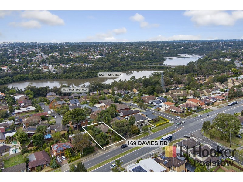 169 Davies Road, Padstow NSW 2211